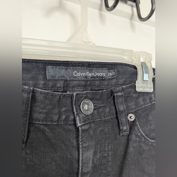 Calvin Klein Jeans - Picture 3 of 6